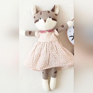 ISO hazel village margot cat